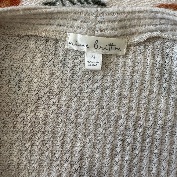 Nine Britton - Blair Button Detail Waffle Duster Cardigan - Picture 3 of 4